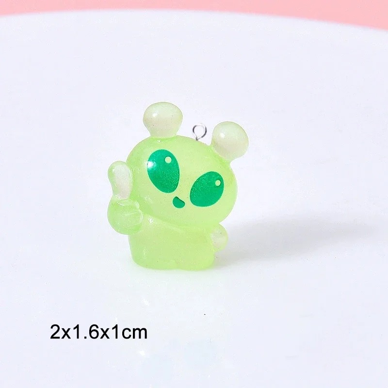 10 Piezas de Lindos Mini Dijes - Resin Craft Projects reseña y precio